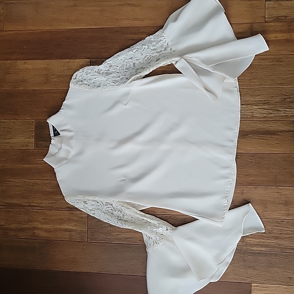 Gracia Ivory Lace Bell Sleeve Blouse